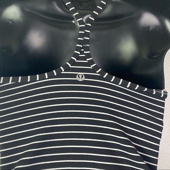 Lululemon Power Y Tank *Luon Black White Stripe Built In Bra Shelf - Picture 8 of 9